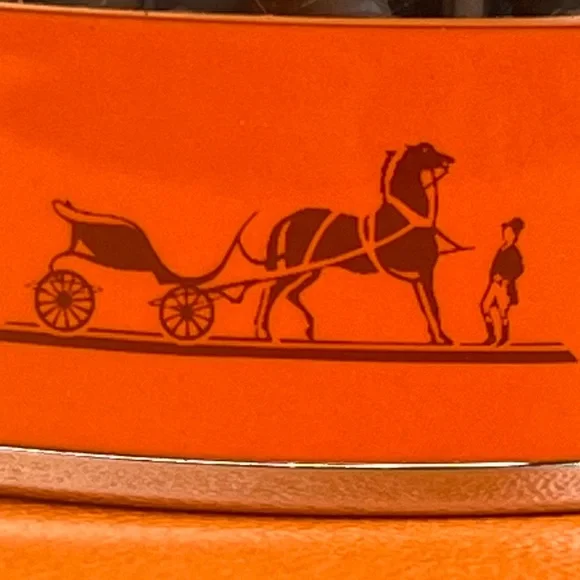 ⚡️SALE⚡️Hermes Orange Enamel Bracelet with Gold-Tone Trim - Picture 7 of 9